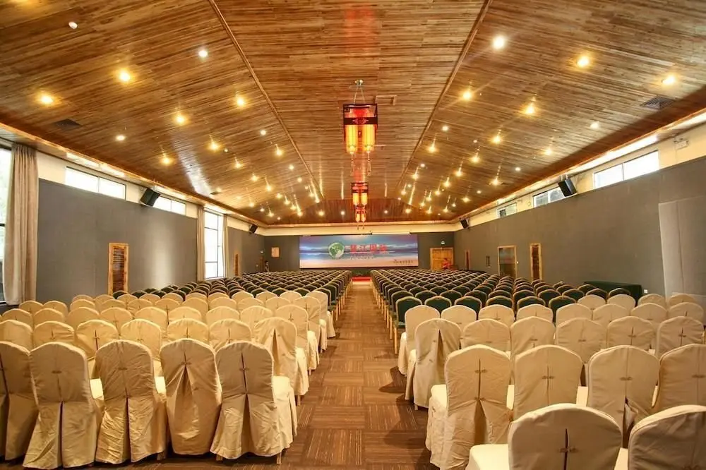 Шэньчжэнь: Guanlan Shanshuitianyuan Tourism Culture Garden