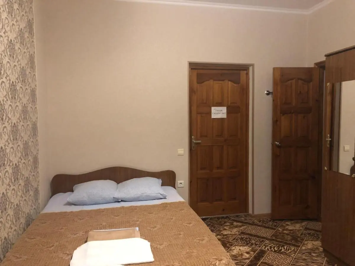 Адлер: Guest House "EDEM"