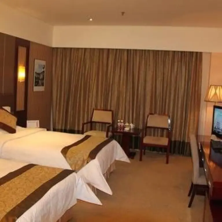 Синьчжоу: Yuanping Yellow River Kyoto Hotel