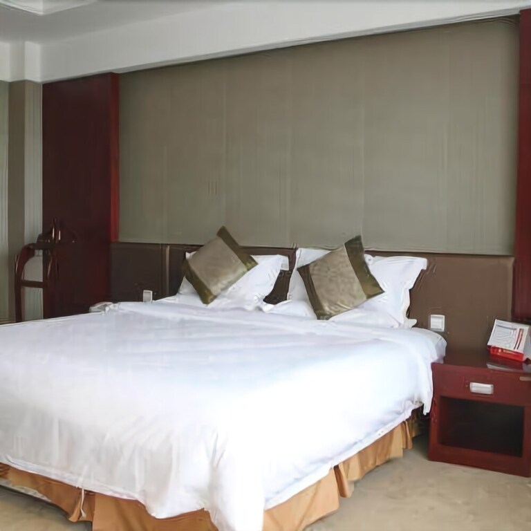 Синьчжоу: Yuanping Yellow River Kyoto Hotel