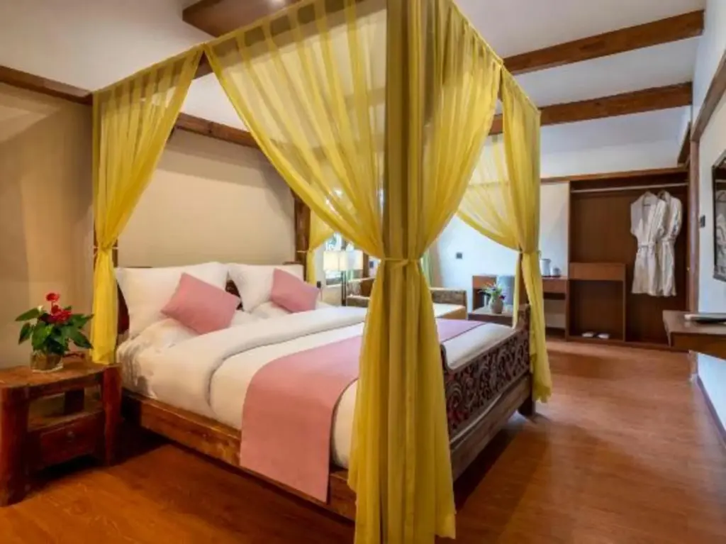 Лицзян: Lijiang Houfu Inn
