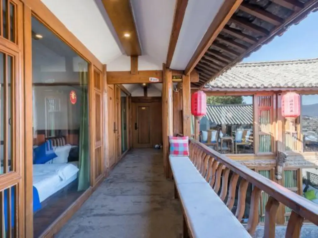 Лицзян: Lijiang Houfu Inn
