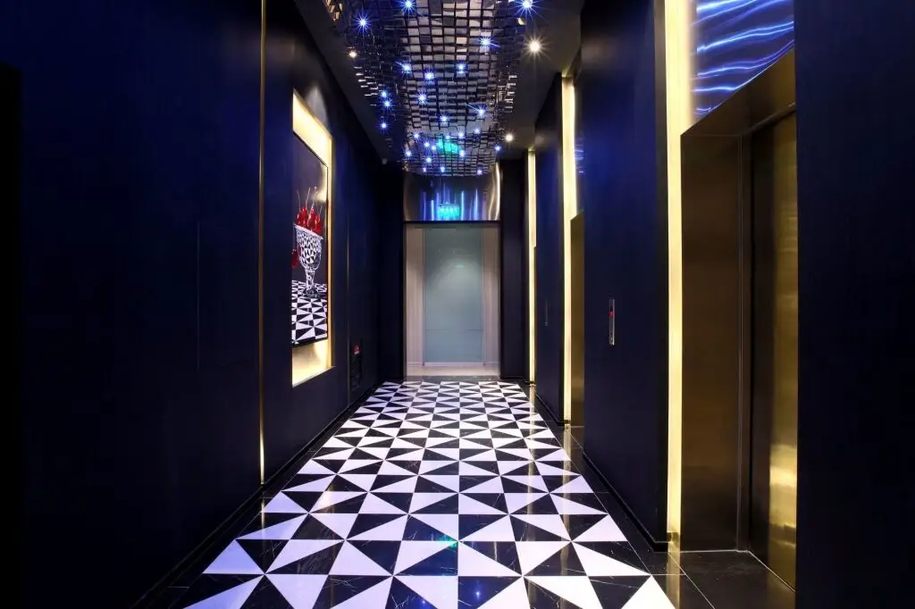 Циндао: Orange Crystal Hotel Wusi Square Seaview