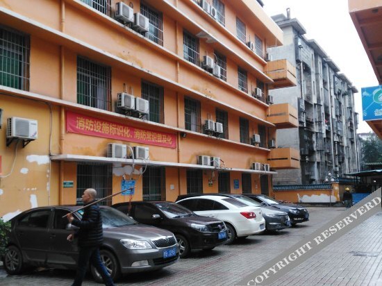 Ганьчжоу: Junjia Youth Hotel (Nanmenkou Yugutai Branch)