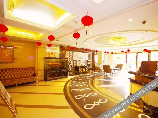 Waitan Holiday Hotel — фото 1