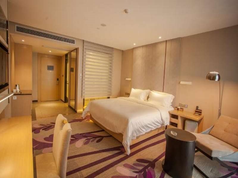 Цзясинь: Lavande Hotel (Jiaxing Zhongshan East Road Babaiban)