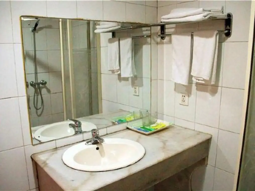 Шаоксинг: Dongsheng Hotel
