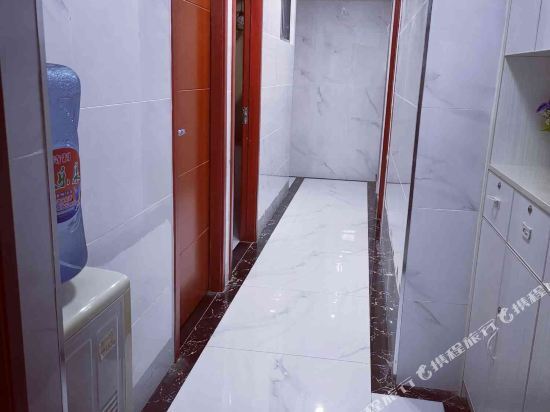 Hankou Holiday Apartment Hotel — фото 1