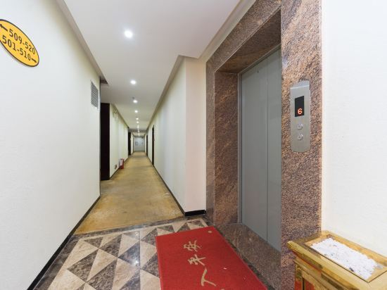 Хейан: Huayu Hotel Heyuan (Heyuan Asia's No.1 High Fountain)