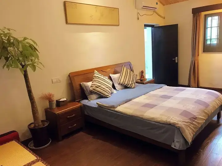 Шанхай: Stone Bamboo Garden Inn