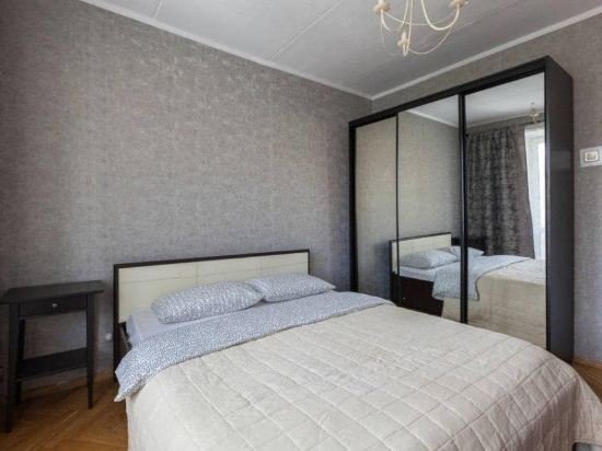 Москва: Apartment at Smolensky Lane