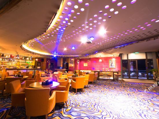 Hupan Yunduan Holiday Hotel — фото 1