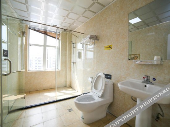 Цзинмэнь: Chuxing Hotel  Jingmen Hongyuan  Jiancai