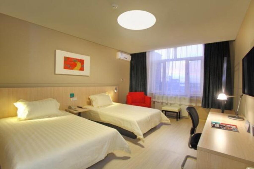 Дацин: Jinjiang Inn Daqing Lande Lake