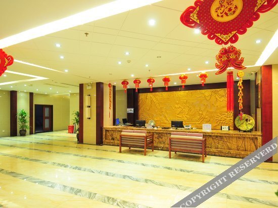 Санья: Zhongyuan Hotel