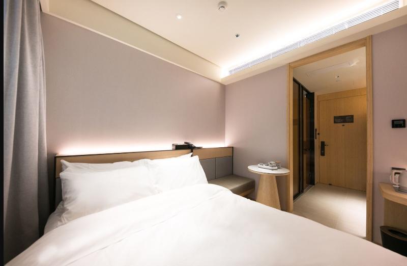 Пекин: Ji Hotel(University Of Science & Technology Beijin
