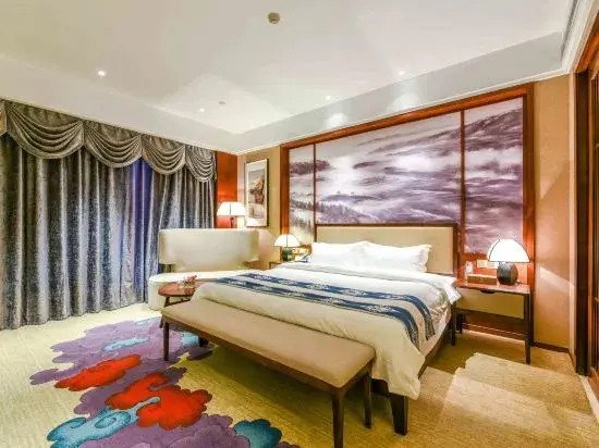 Дуюн: Duyun Maojianli Hotel (Qinhan Film City)
