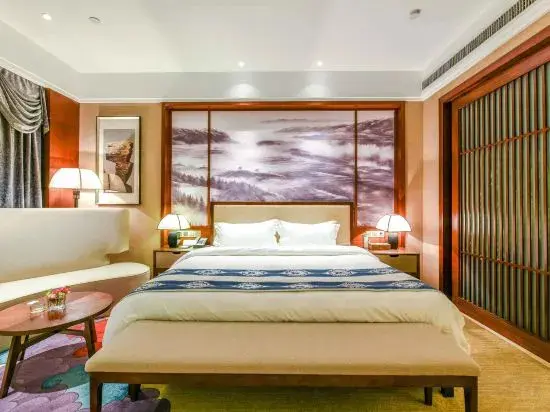 Дуюн: Duyun Maojianli Hotel (Qinhan Film City)