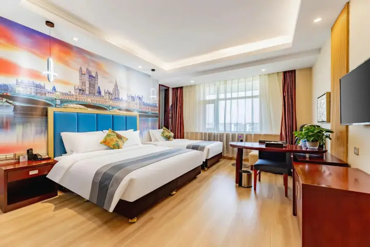 Ордос: Joyland Grand Hotel