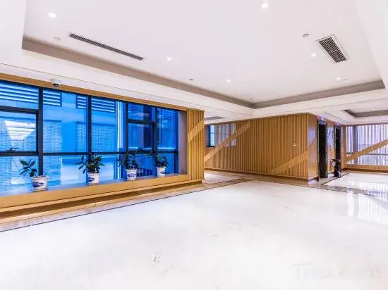 Caoejiang Yacht Resort Hotel — фото 1