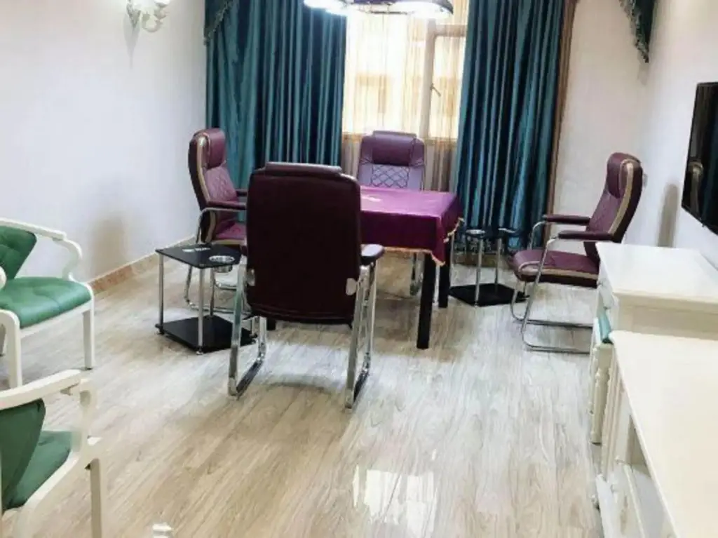 Гуанчжоу: Guangzhou Minghao Hotel (Jiangxia Metro Station)