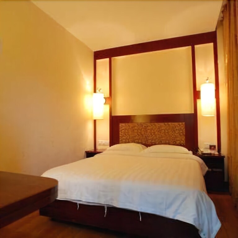 Хайкоу: Overseas Chinese Hotel Haikou