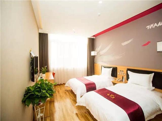 Кайфын: Thank Inn Hotel He'nan Kaifeng Weishi County Health Road