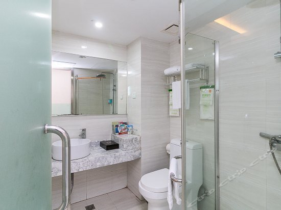 Иу: Veria Hotel