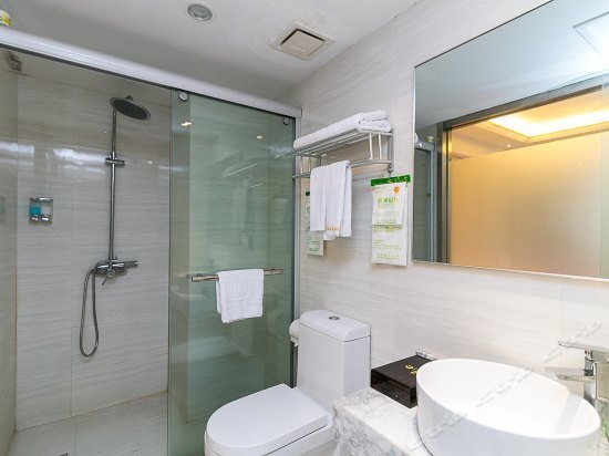Иу: Veria Hotel
