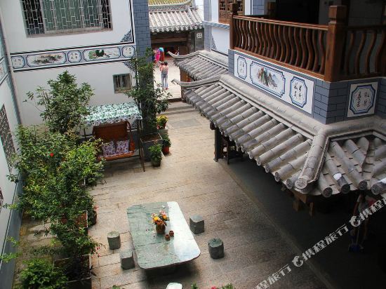 Дали: Zicheng Yaju Inn (Dali Ancient City Nanmen Yangren Street Branch)
