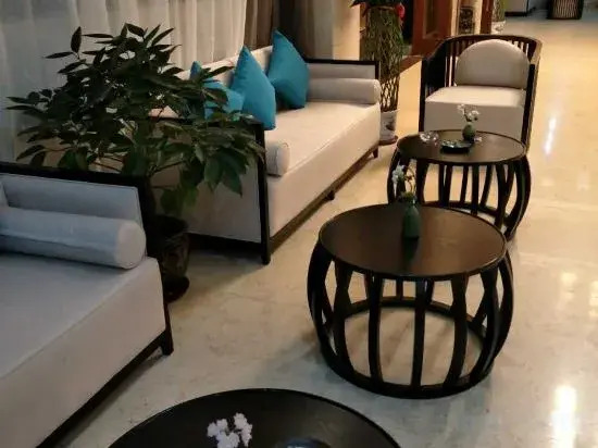 Дунфан: Dong Fang Ying Bin Hotel