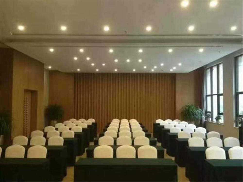 Weihai Guishe Fourseasons Hotel — фото 1