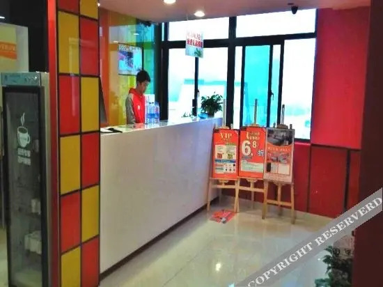 Нинбо: Pod Inn Ningbo Luomeng Universal Paradise Yintai City