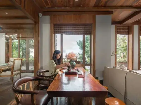 Ханчжоу: Yinchuanju Anji Canyon View Hot Spring Resort