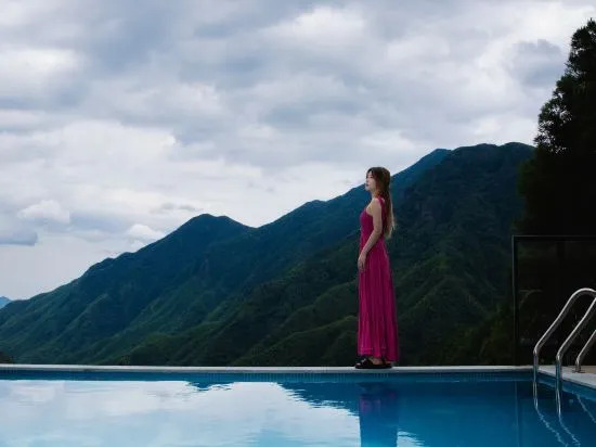 Ханчжоу: Yinchuanju Anji Canyon View Hot Spring Resort