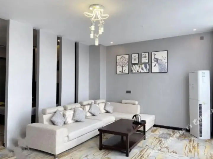 Вэньшань: Longcheng Business Hotel