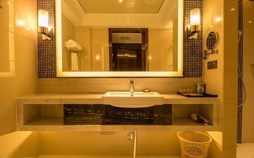 Куньмин: Shilin Tongce International Hotel