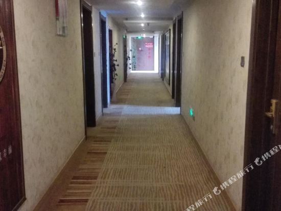 Цзиньхуа: Jinhua Yiyi Jingjing Hotel (Jinhua Vocational and Technical College Branch, Licheng District)