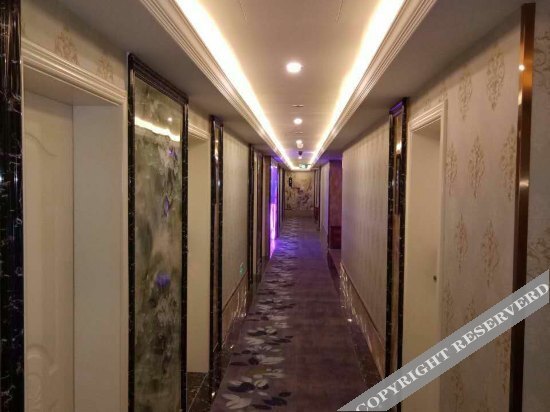 Иу: Wu Hu Hotel
