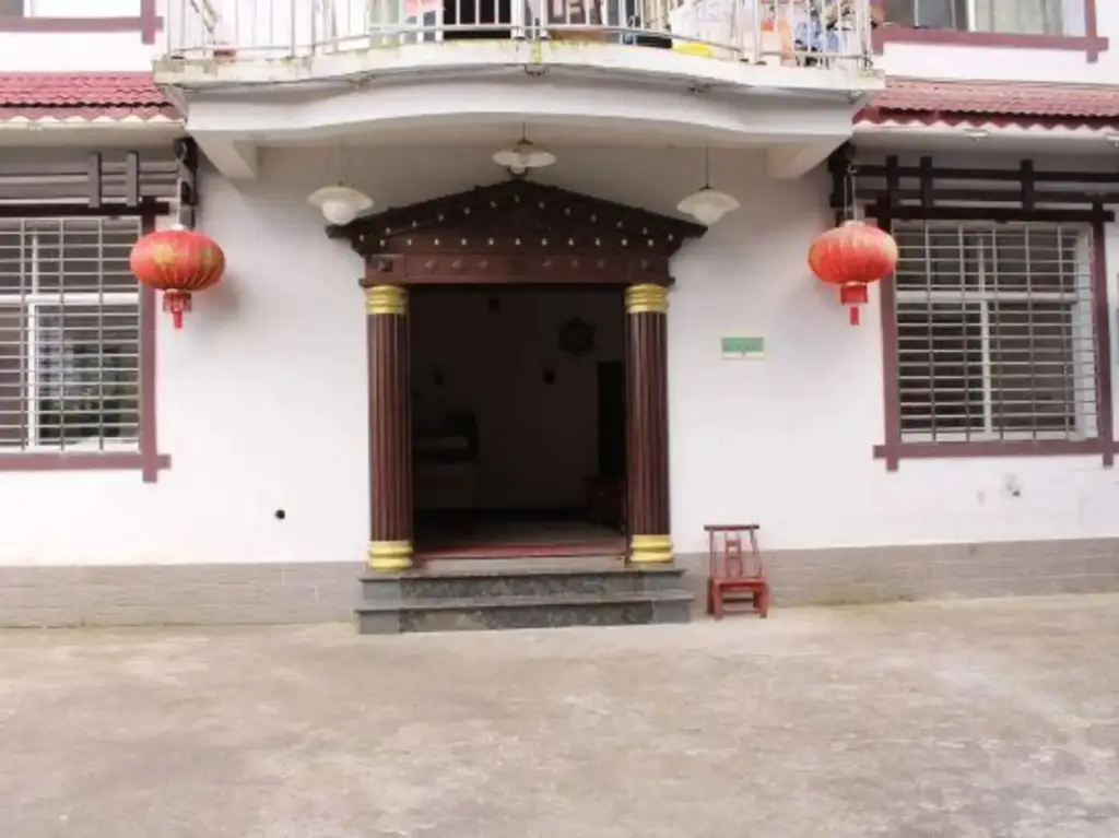 Чжанцзяцзе: zhangjiajie Wunong Kezhan