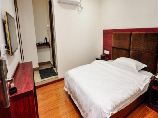 Jiayi Hotel (Yadun Street) — фото 1