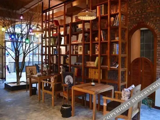 Чунцин: RuShan-YunYe Sunshin-Light luxury homestay（Fairy Mountain Tourist Center Store）