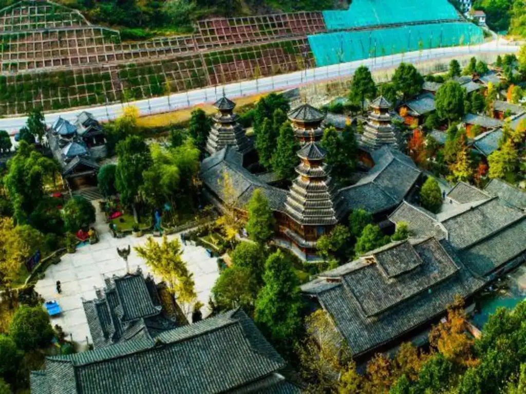 Чунцин: Guyun Langqiao Holiday Hotel