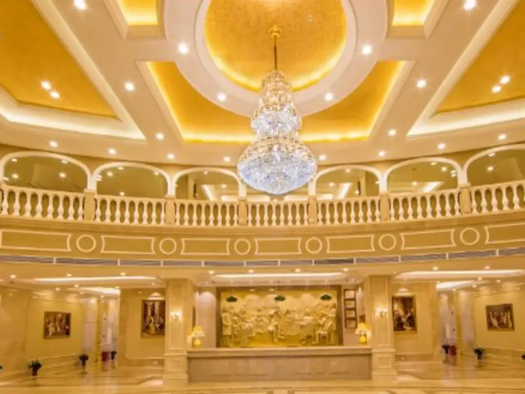 Наньпин: Vienna International Hotel (Mount Wuyi Impression Dahongpao)