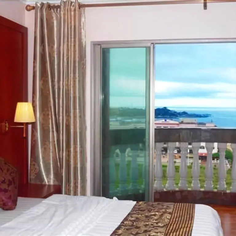 Шаньвэй: Honghaiwan Qintian Bandao Hotel