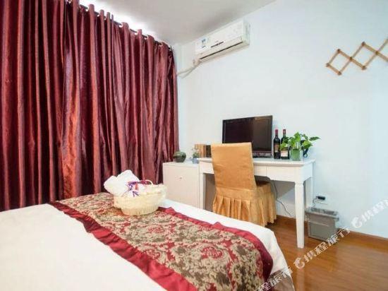Чэнду: Yijia Tianxia Hotel