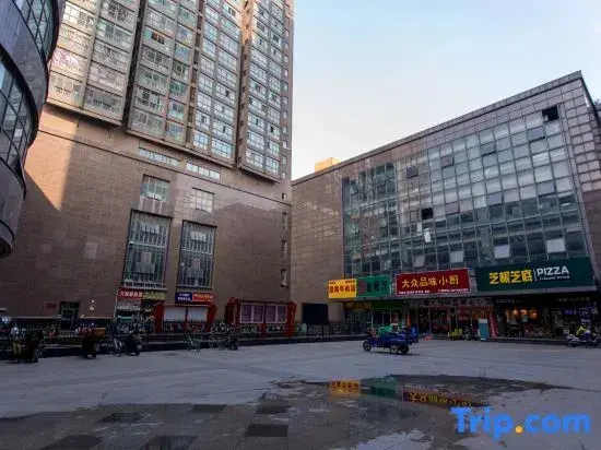 Нанкин: Qingmu Select Hotel (Nanjing Olympic Sports Exhibition Center store)