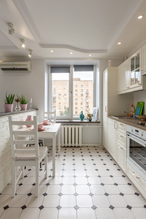 Москва: Апартаменты Enjoy Smolenskaia in central area
