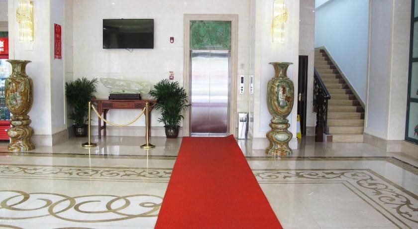 Хайкоу: Fengxianghu Hotel (Haikou East High-speed Railway Station)