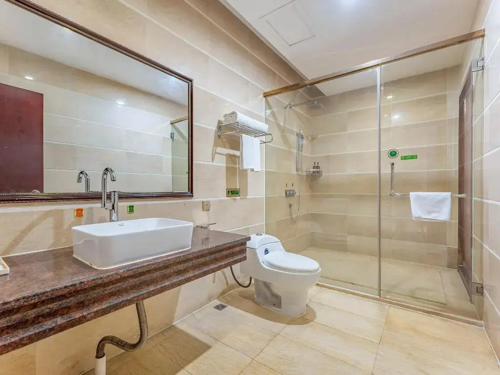 Дунгуань: Vienna Classic Hotel (Dongguan Humen Xiaojiejiao)